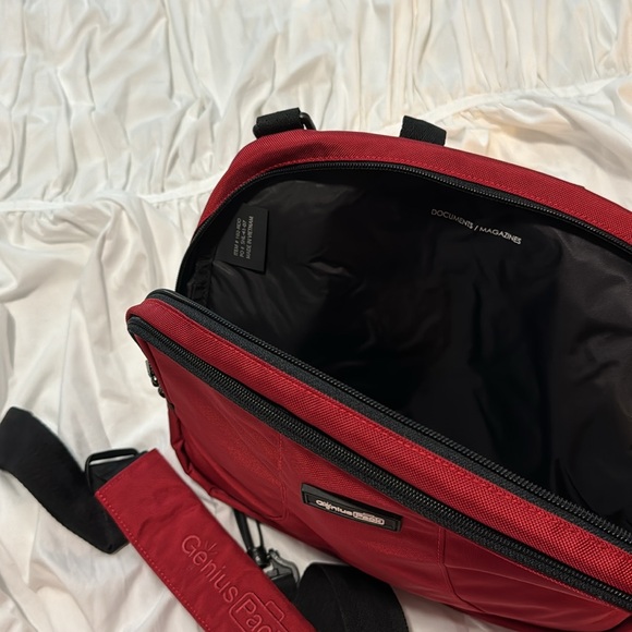 Genius pack red travel electronics accessories back attach to plane pockets - Picture 2 of 6
